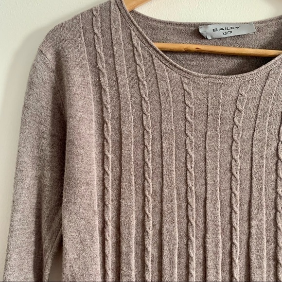 BRIAN BAILEY NWT Cable Knit Sweater Flowy Stretch Scoop Neck Waterfall Peplum - Picture 6 of 13